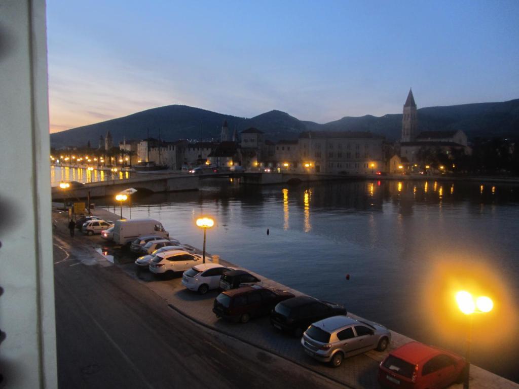 Villa Jidro Trogir Eksteriør billede
