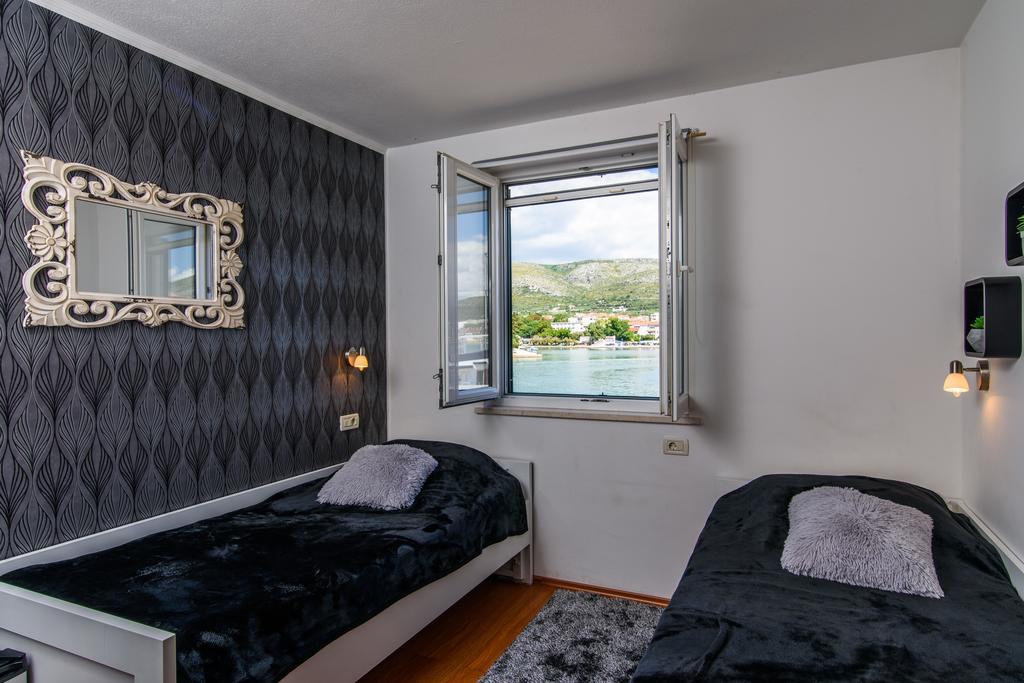 Villa Jidro Trogir Eksteriør billede