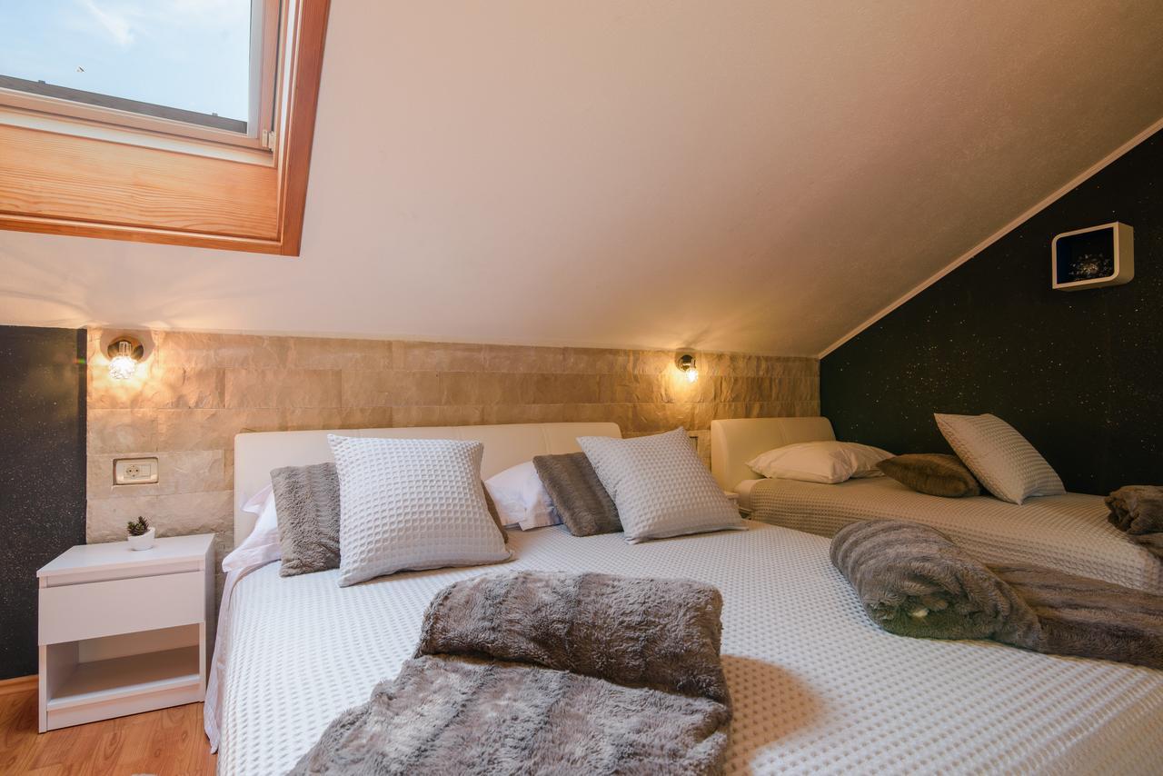Villa Jidro Trogir Eksteriør billede