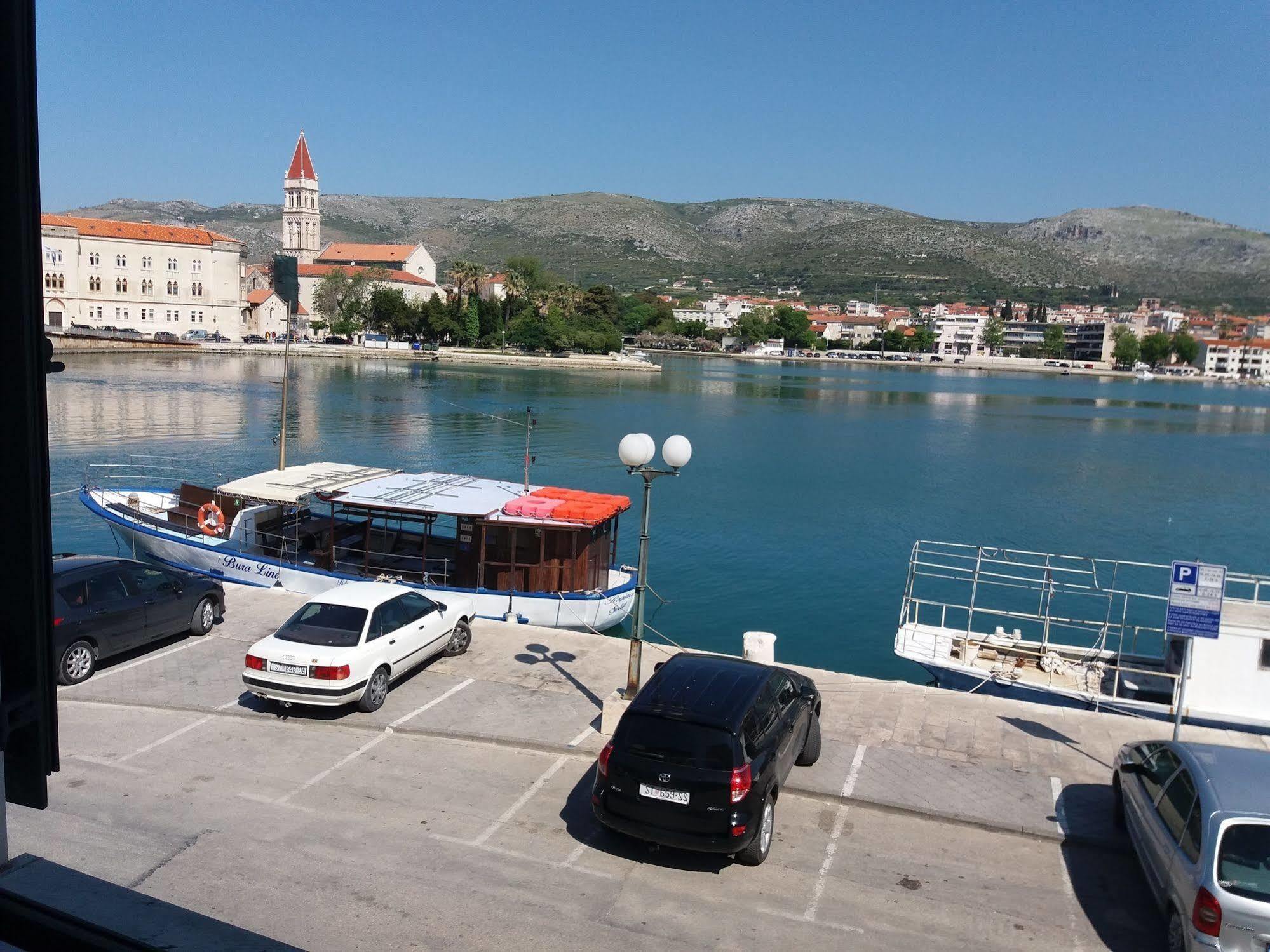 Villa Jidro Trogir Eksteriør billede